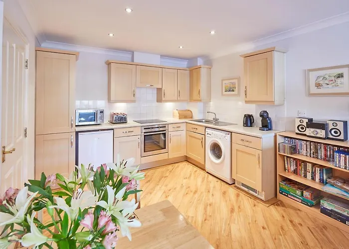 Host & - Harbour View Appartement Whitby