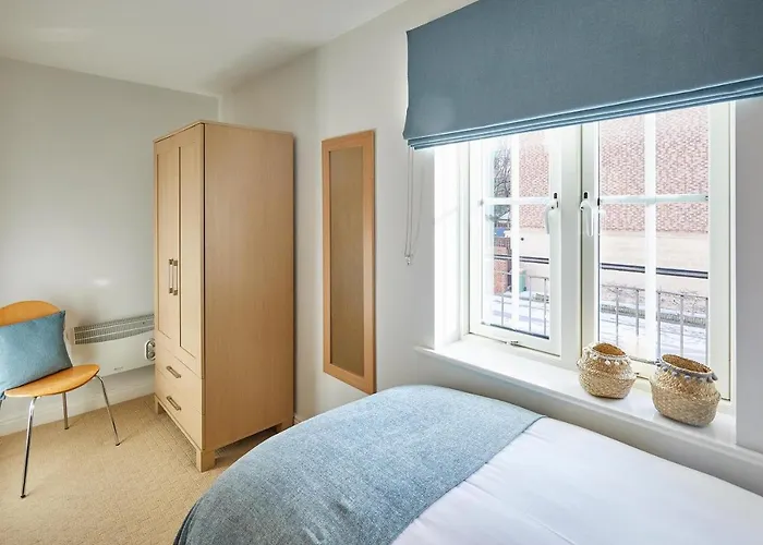 Host & - Harbour View Appartement